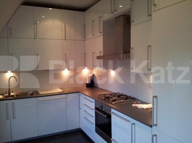 			2 Bedroom, 1 bath, 1 reception Flat			 Eastern Road, East Finchley